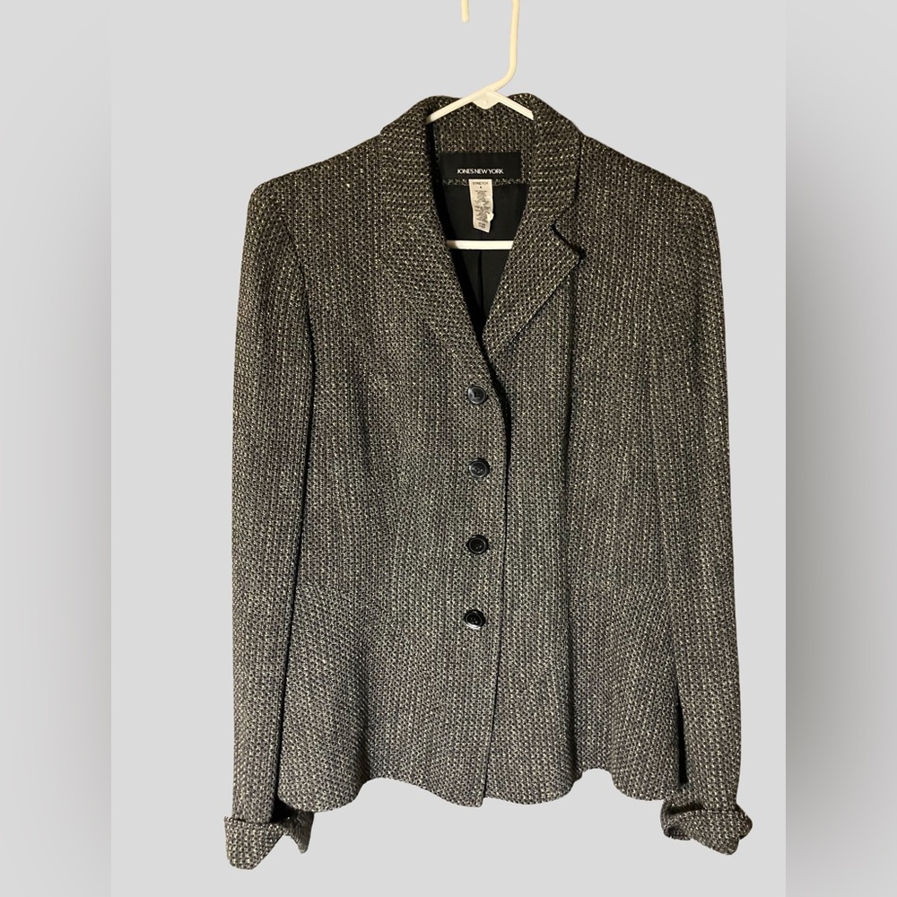 In Excellent Condition!JONES NEW YORK Black & White Textured Blazer/Suit Jacket
